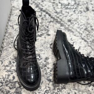 Steve Madden Black ‘Tornado Lace Up Croc Boots
